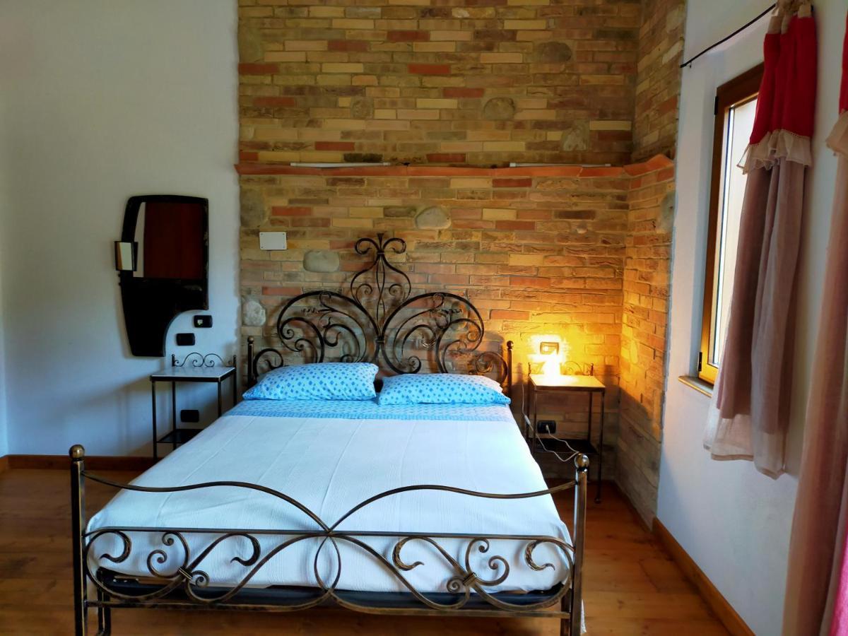 Bed and Breakfast Casale Del Sole Cepagatti Exterior foto