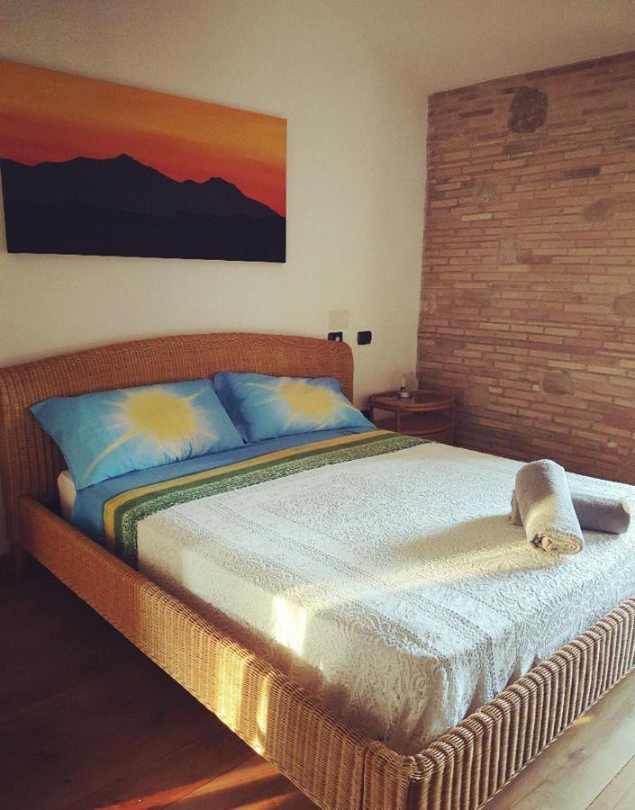 Bed and Breakfast Casale Del Sole Cepagatti Exterior foto