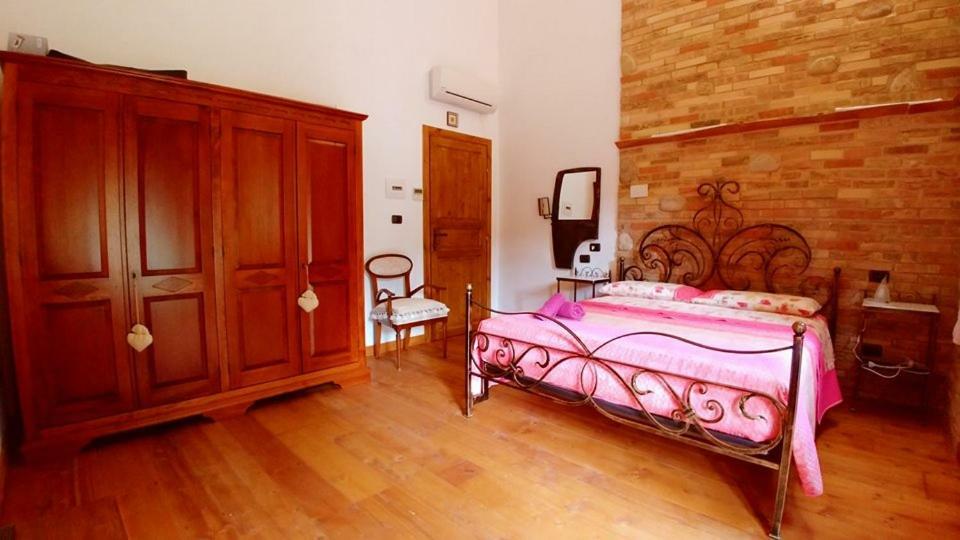 Bed and Breakfast Casale Del Sole Cepagatti Exterior foto