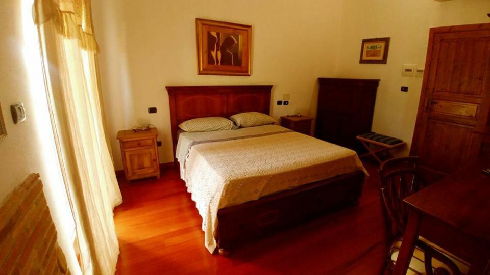 Bed and Breakfast Casale Del Sole Cepagatti Exterior foto